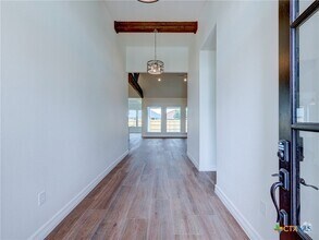 Building Photo - 505 Magan Ln
