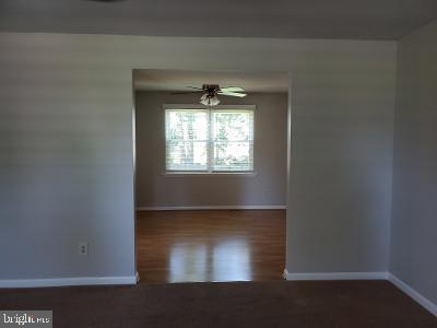 Building Photo - 7936 Holly Rd