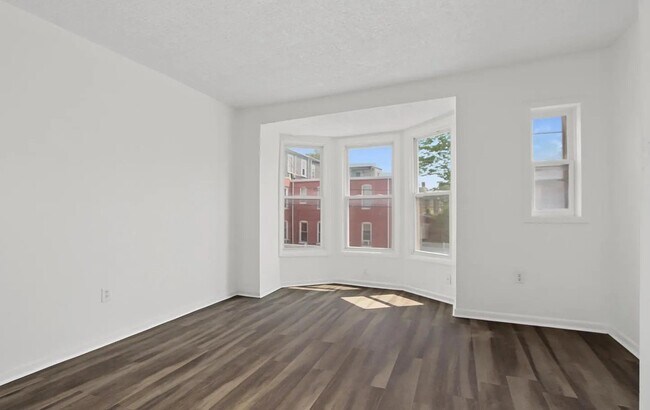 Foto del edificio - 460 S Pershing Ave