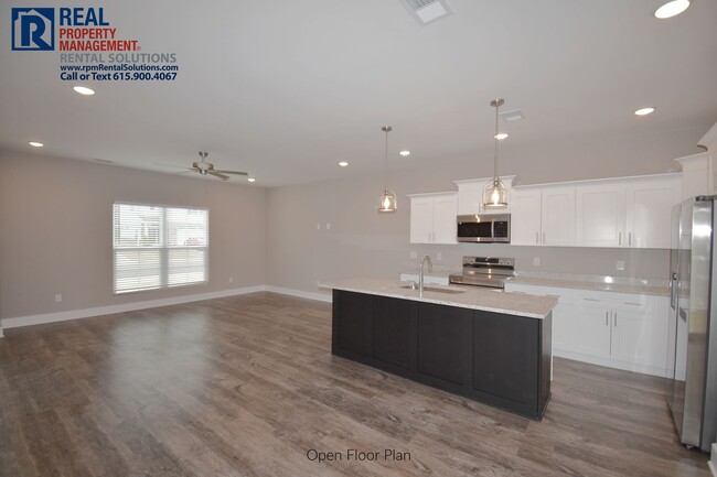 Foto del edificio - BRAND NEW 3-bedroom home in M'boro! Attach...