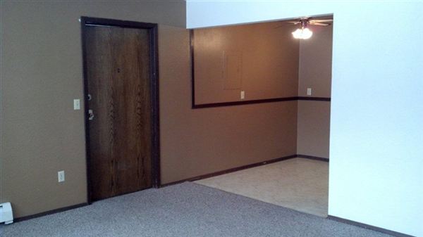 Building Photo - 1811 Allison Dr