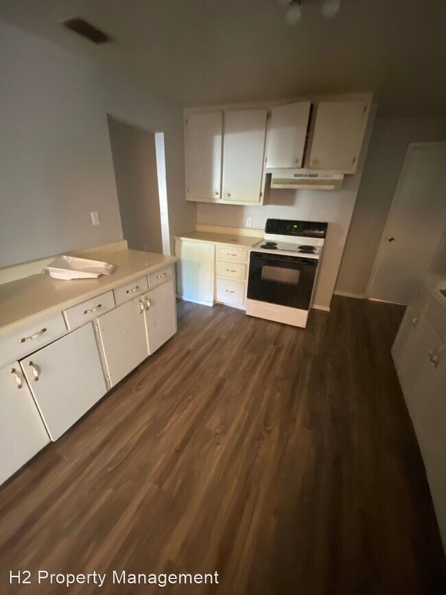 Building Photo - 3 br, 1.5 bath House - 5014 Isabelle Drive