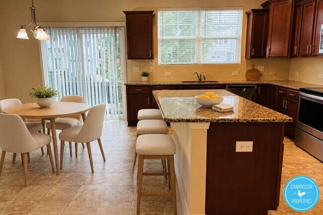 Foto del edificio - 1437 Salem Creek Dr