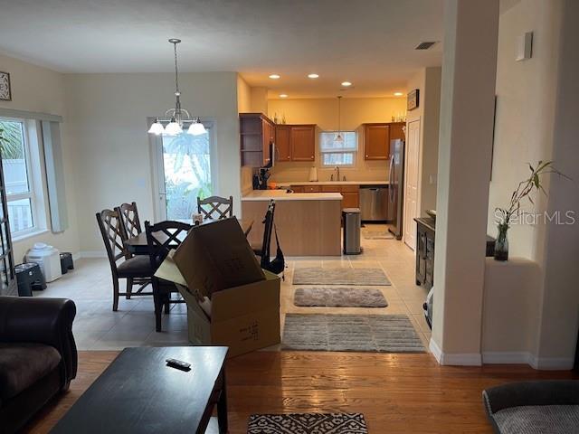 Foto del edificio - 1907 S Daytona Ave