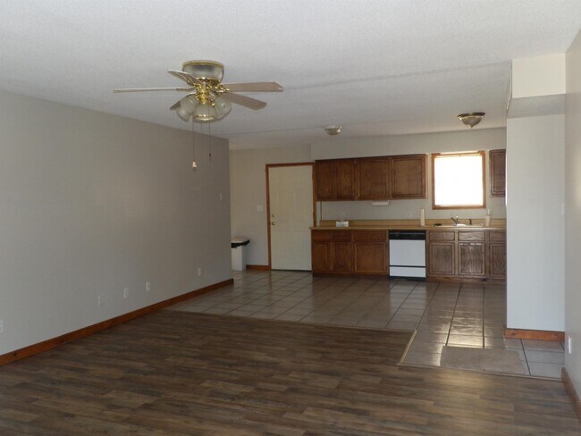 Foto del edificio - 502 N 13th Ave