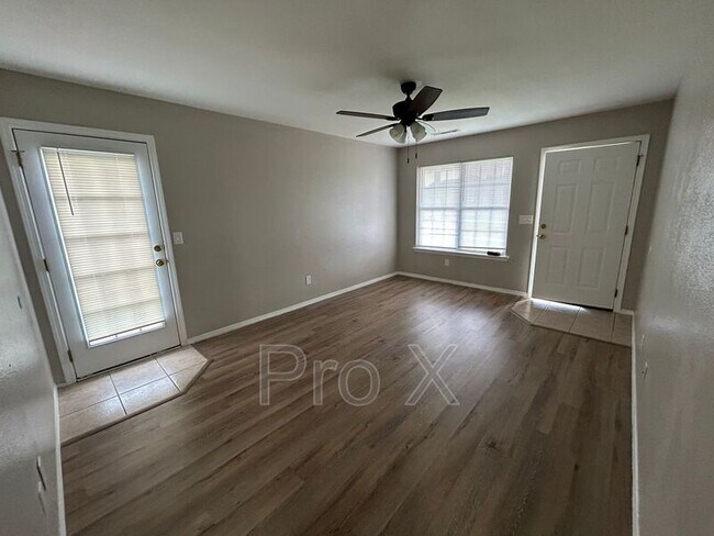 Building Photo - 1598 Tolleson Loop