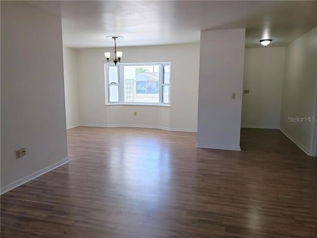 Building Photo - 1212 Fordham Dr