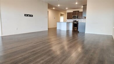 Building Photo - 620 Gunsmoke Trail