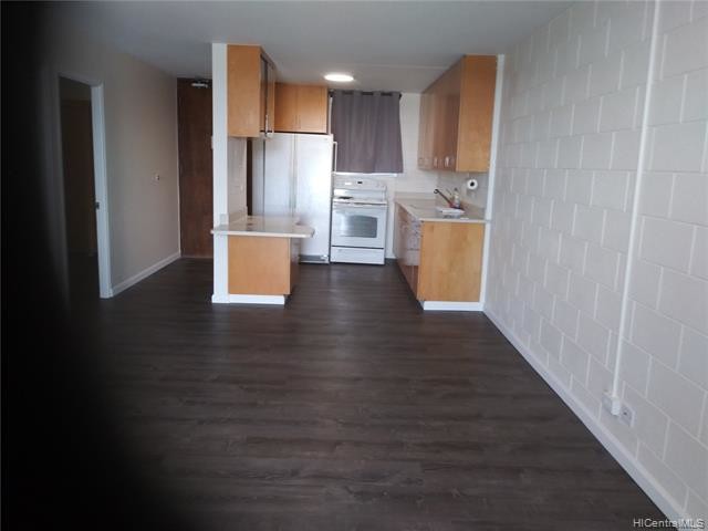 Primary Photo - 1320 Alexander St