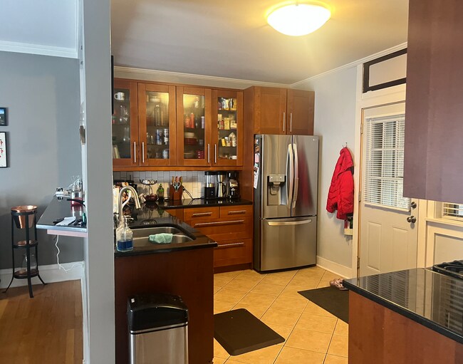 Foto del edificio - 920 W Waveland Ave