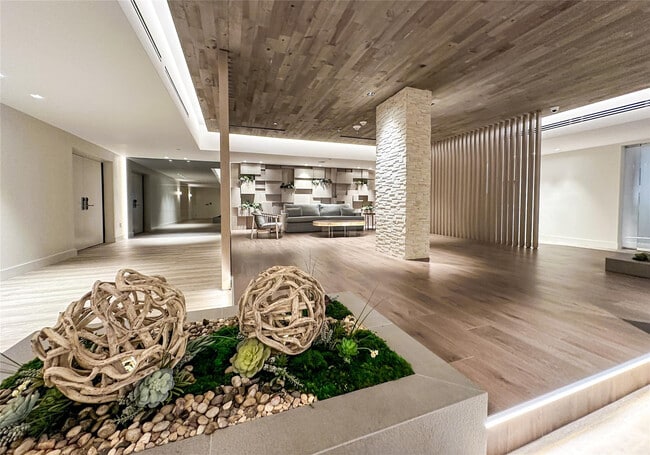 Foto del edificio - 2301 Collins Ave