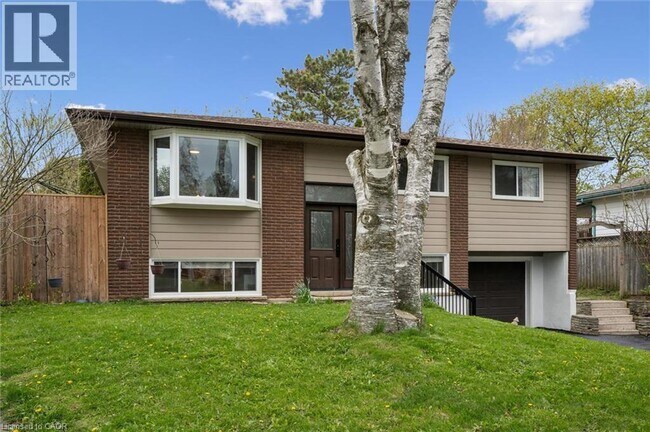 Building Photo - 176 Woodville Pl