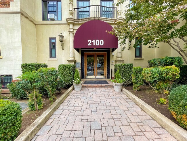 Foto del edificio - 2100 19th St NW