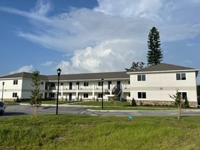 Building Photo - 1935 Ave O SW