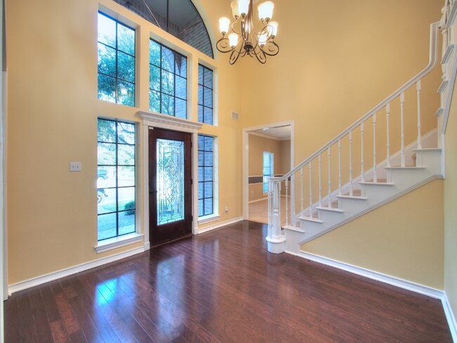 Building Photo - 7002 Adbury Dr