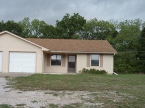 Primary Photo - Great duplex in quiet DeSoto
