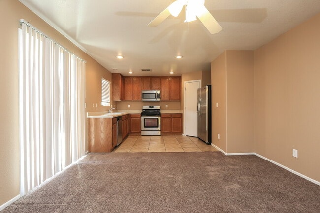 Building Photo - 4973 Blue Marlin Ave