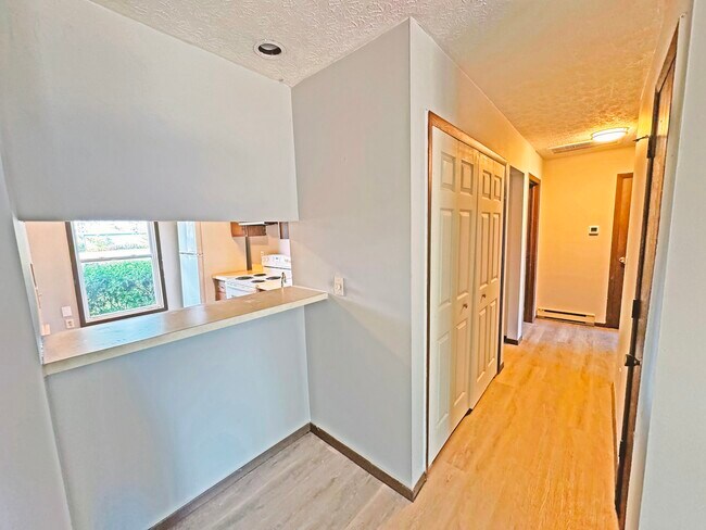 Building Photo - 2599 Millrace Dr