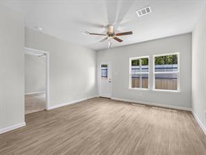 Building Photo - 12400 Lexington Heights Dr