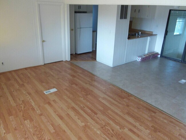 Building Photo - 115-115 Shelby Way