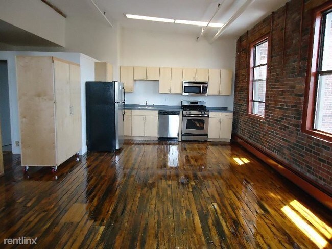 Building Photo - 1 br, 1 bath  - 789 Tremont St #2E