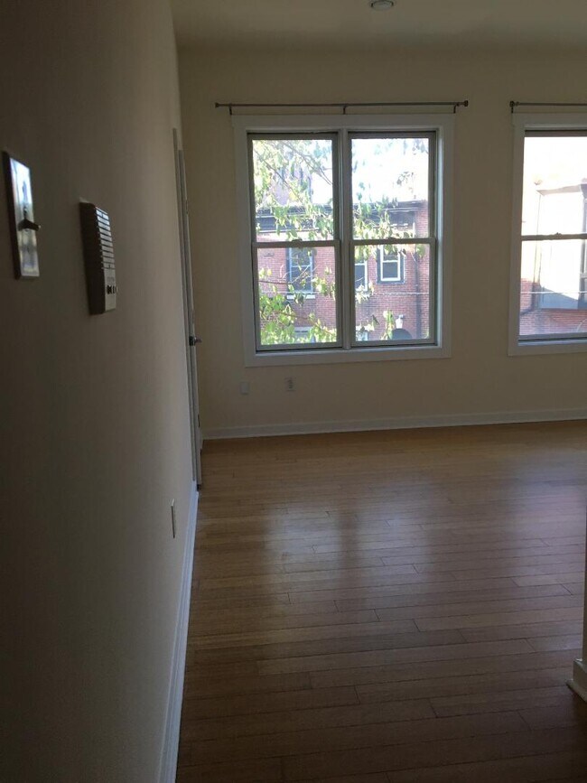 Foto del edificio - 2146 E Susquehanna Ave