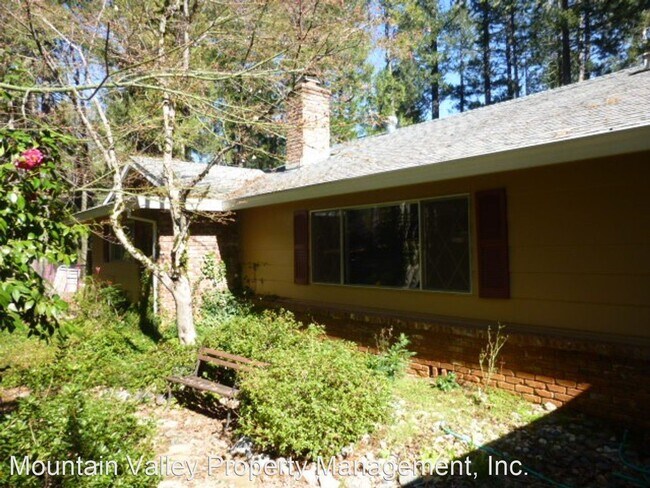 Building Photo - 12402 Banner Lava Cap Rd