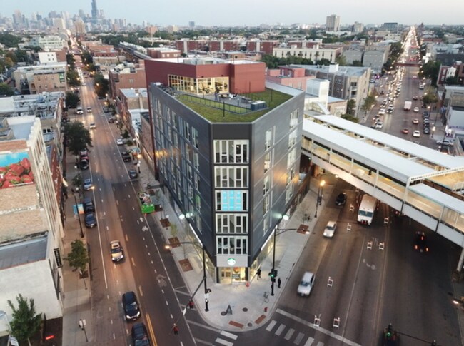 Foto del edificio - 1923 N Western Ave