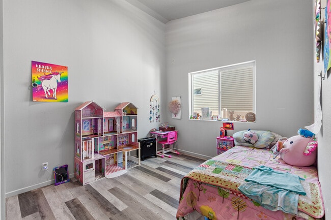 Building Photo - 3283 N Knob Creek Ct