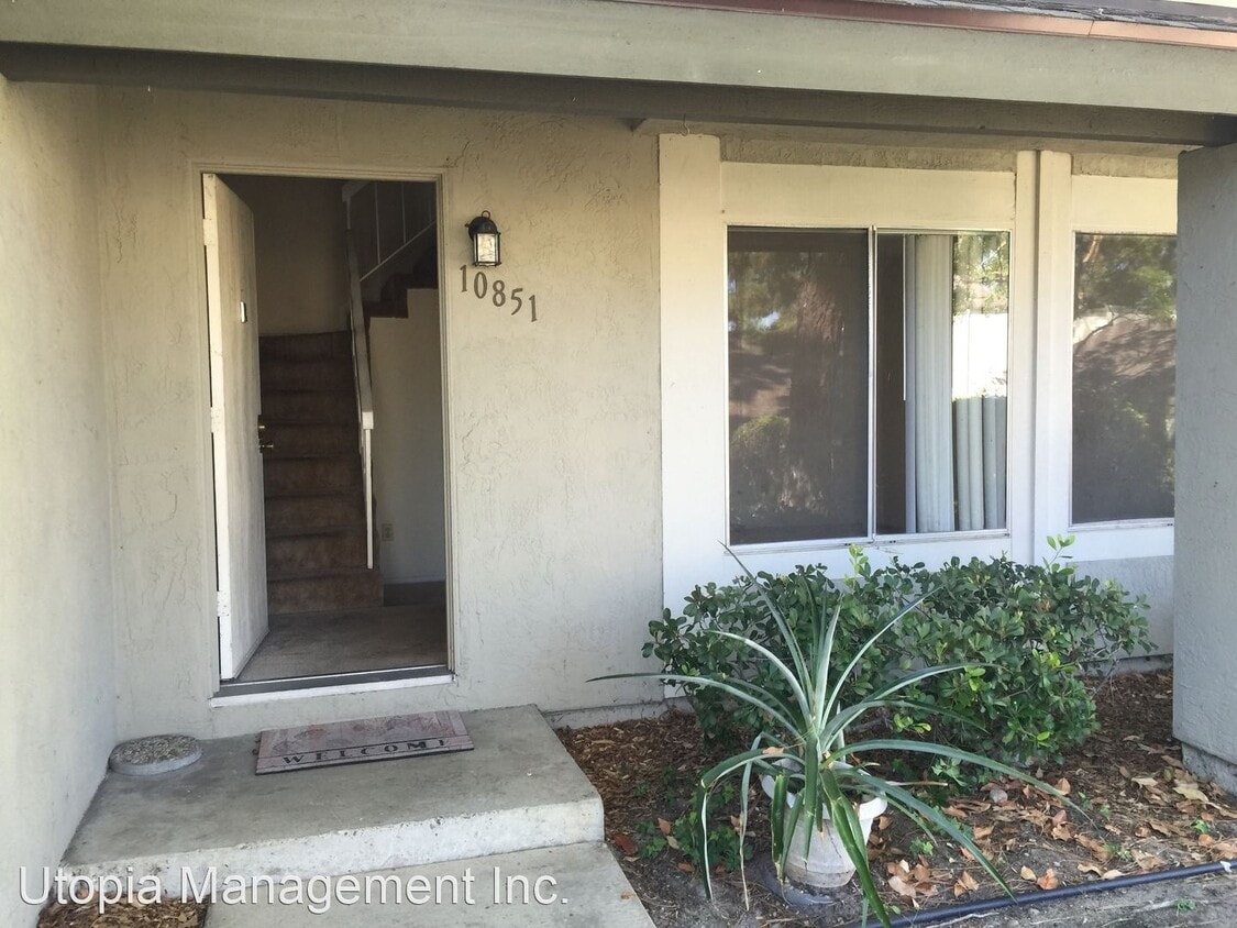 Building Photo - 4 br, 2.5 bath House - 10851 Carbet Place