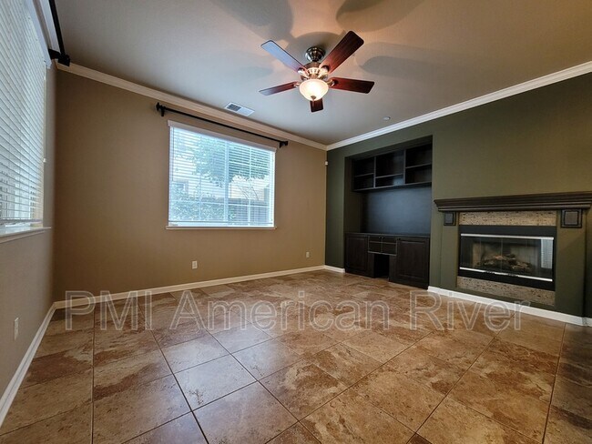 Building Photo - 8491 Crystal Walk Cir