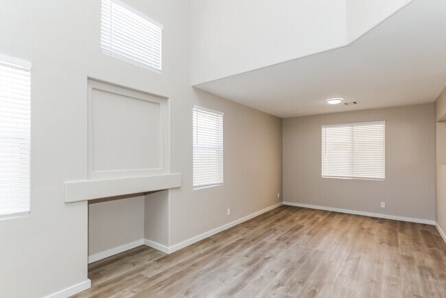 Foto del edificio - 111 Willow Dove Ave