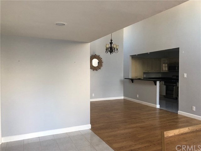 Foto del edificio - 12 Redwood Tree Ln