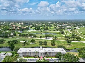 Building Photo - 7461 W Country Club Dr N