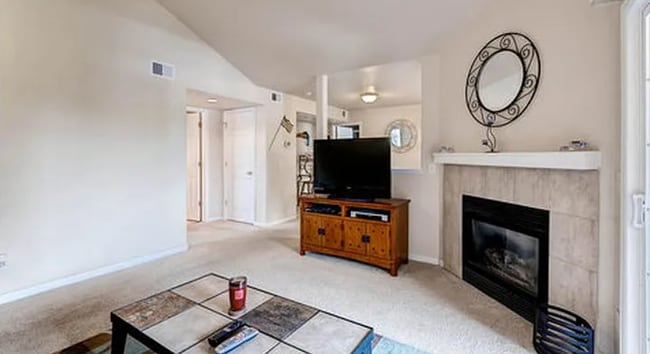 Building Photo - 1288 Lake Cir