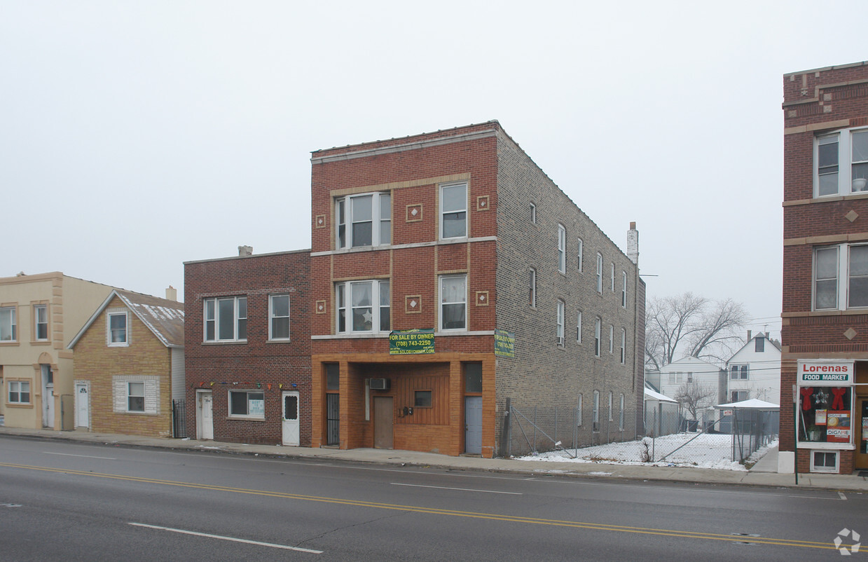 Building Photo - 1314 S Cicero Ave