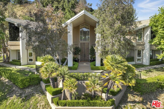 Foto del edificio - 16101 Valley Meadow Pl