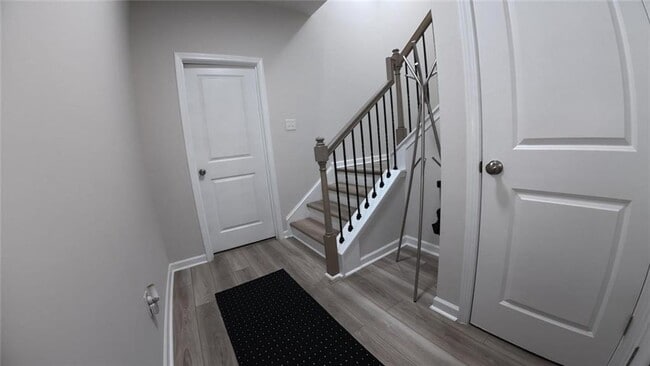 Foto del edificio - 320 Cornett Wy