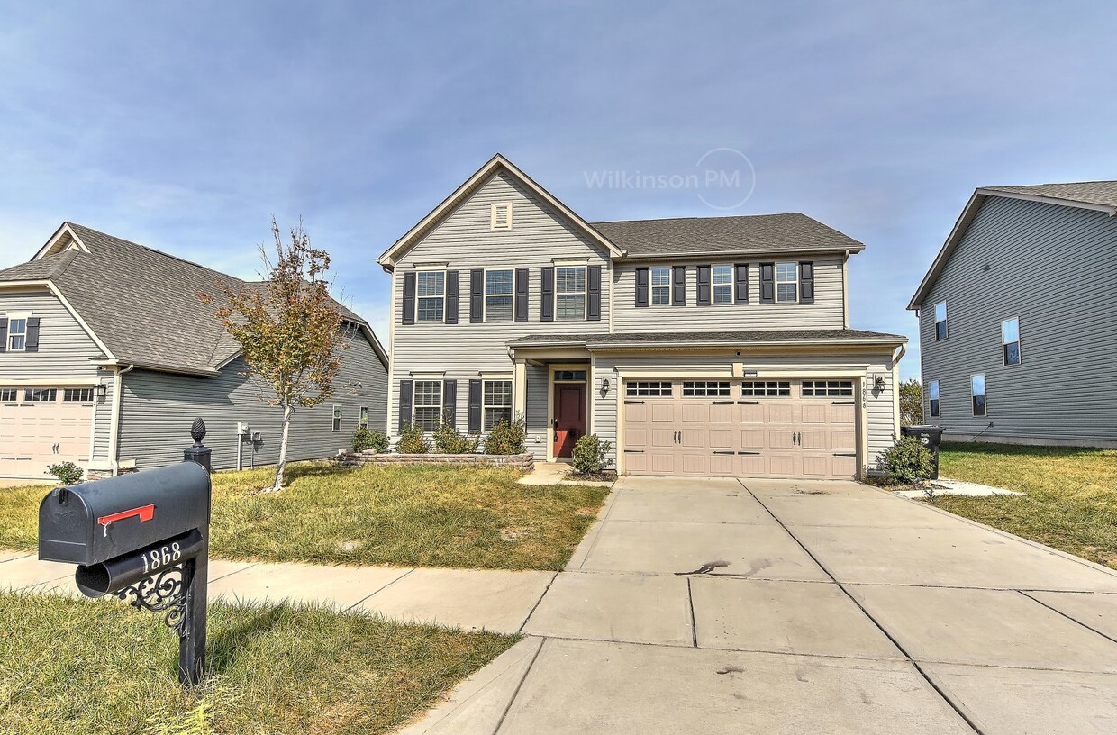 Primary Photo - Spacious 5-Bedroom Gem with 3 Full Baths a...