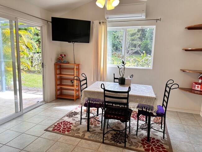 Foto del edificio - Gated Home in Hawaiian Paradise Park