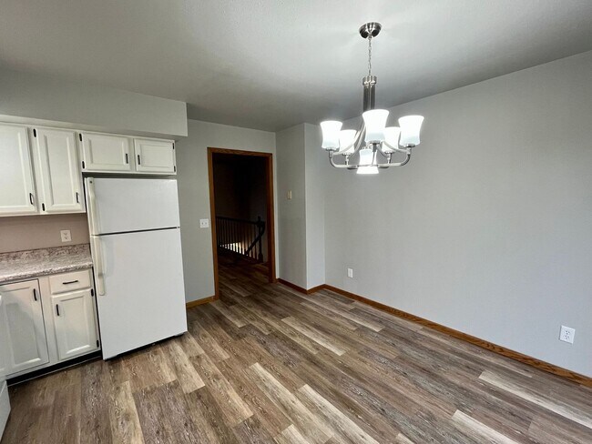 Building Photo - 1724-1726 Lenard St