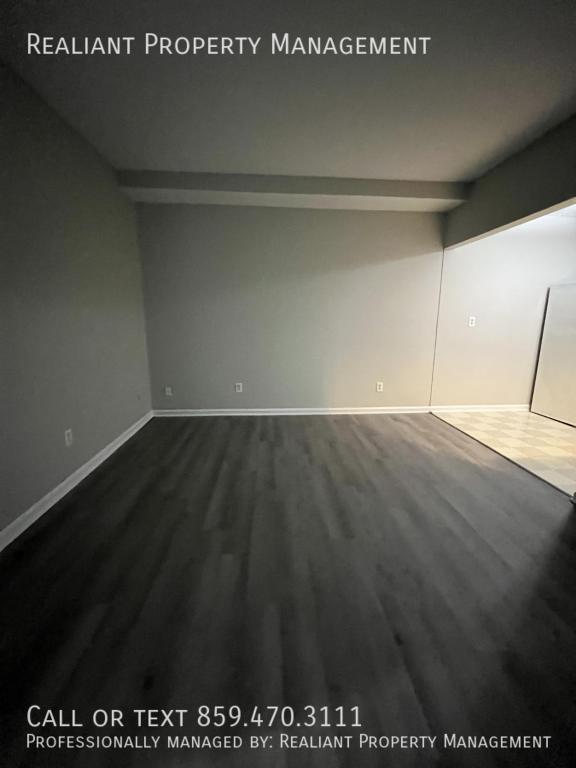 Building Photo - 208 Lakeshore Drive, # 20