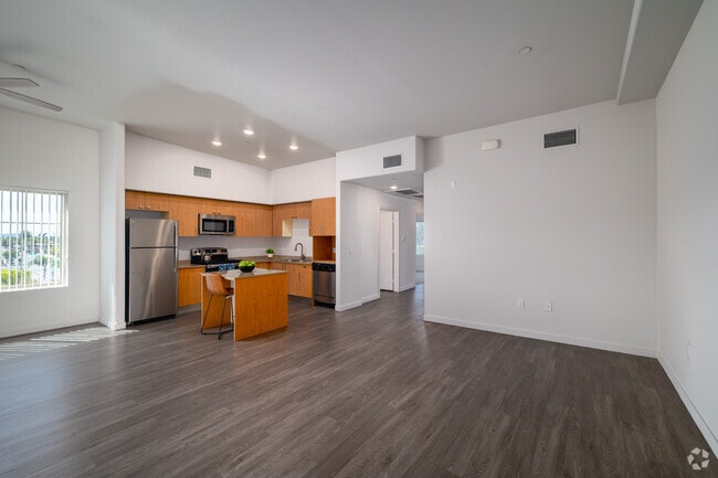2BR, 2BA - 1,168 SF - Living Room - City Plaza Apartments