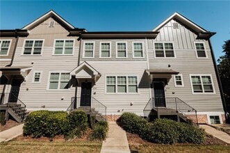 Building Photo - 3752 Oxford Cir Building Photo - 3752 Oxford Cir