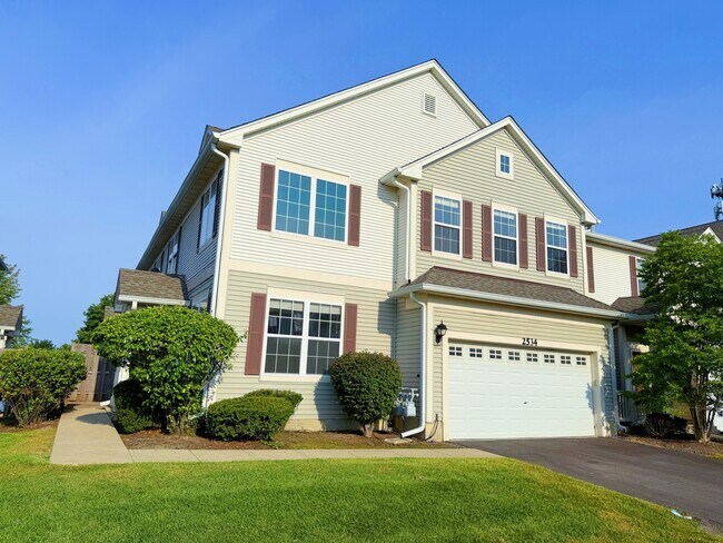 Foto del edificio - 2534 Hillsboro Blvd