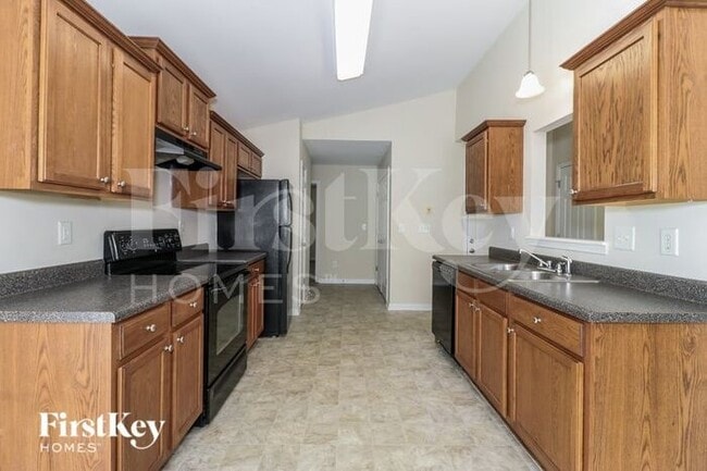 Building Photo - 522 Walnut Woods Dr