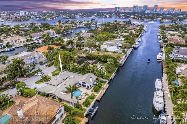Building Photo - 2521 Del Lago Dr