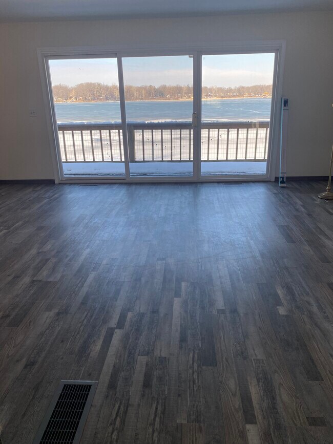 Foto del edificio - 7659 E Lake Park Ave