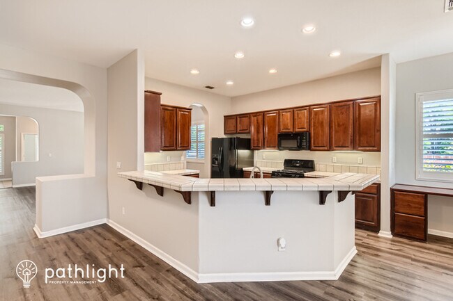 Building Photo - 3801 Northhaven Dr, Rocklin, CA, 95677