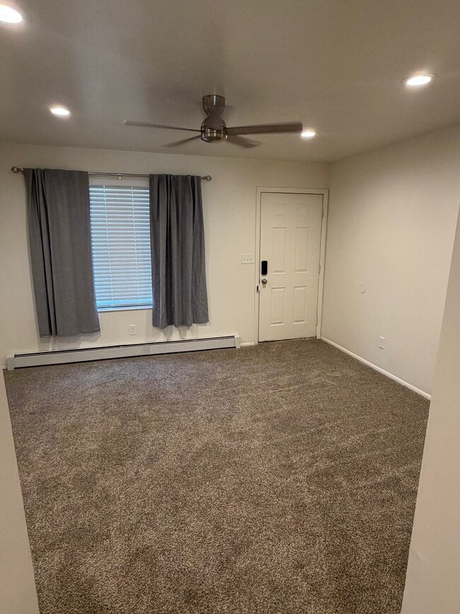 Building Photo - 1158 N 200 W